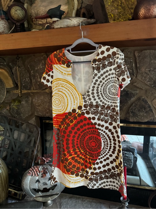 Trina Turk Dresses & Skirts - Trina Turk small Dot-Print abstract mod autumn Shift Dress vintage look